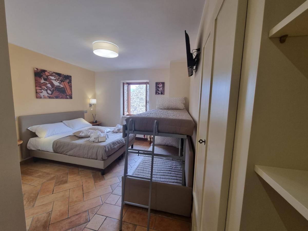 Lucyben Guesthouse Cascia Exterior foto